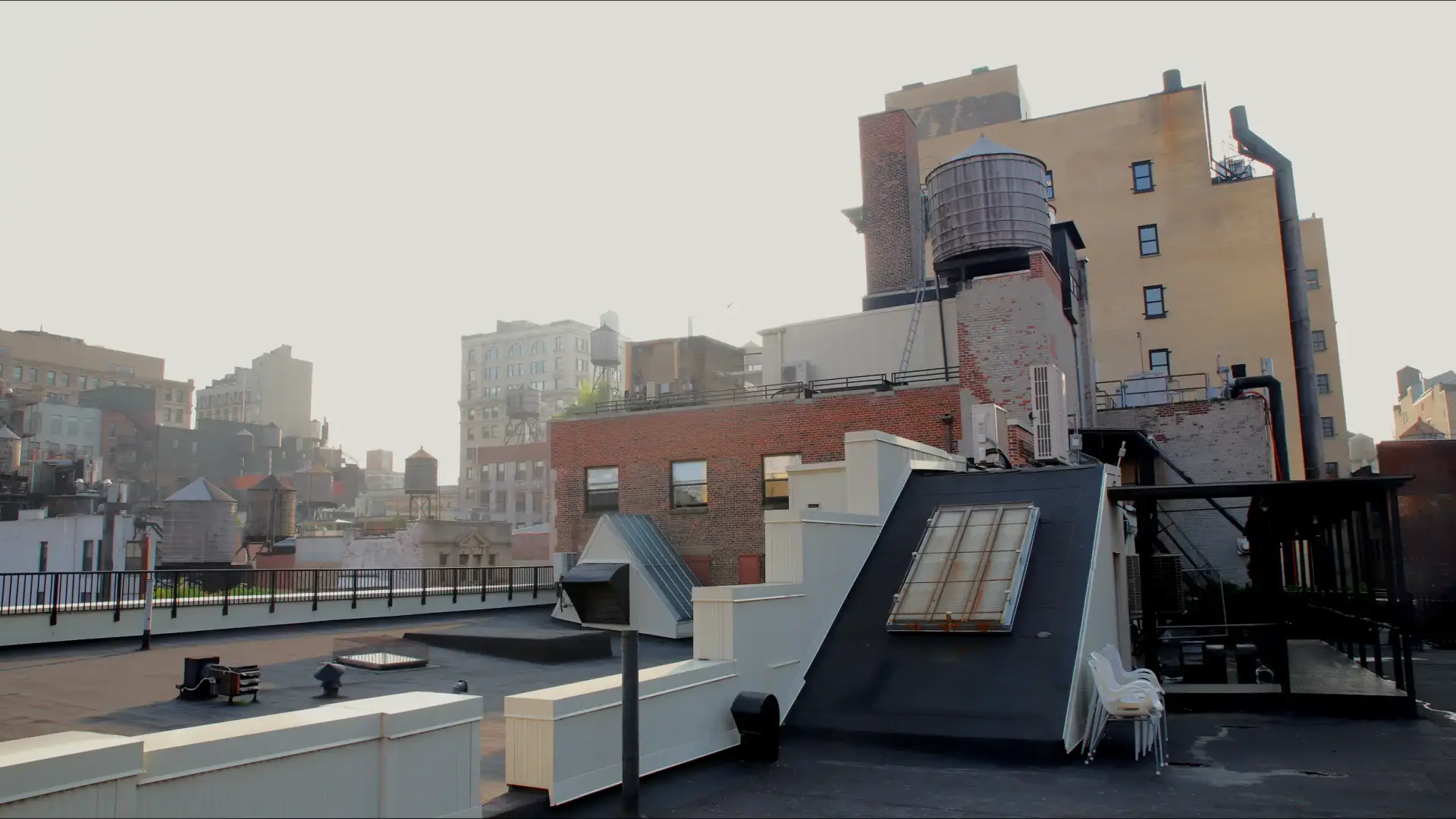 V1-0004_rerenderinagesrooftop00000000